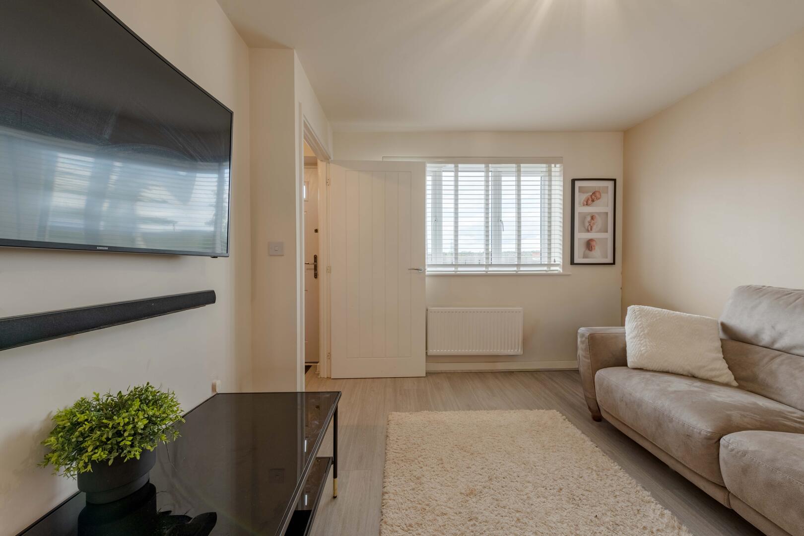 2 bed property in Stone Coal Drive, Stourbridge